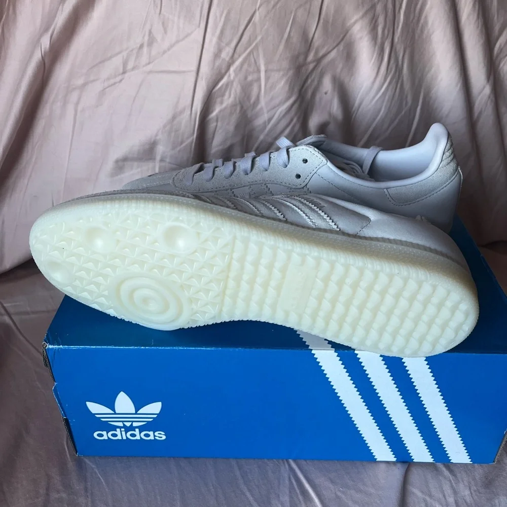 adidas Samba Men’s Sneakers in Off-White - Picture 8 of 8